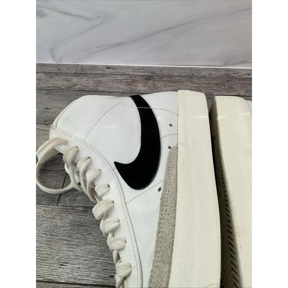Nike Blazer Mid '77 Vintage White Black BQ6806-100 Og Men's Size 8.5 US